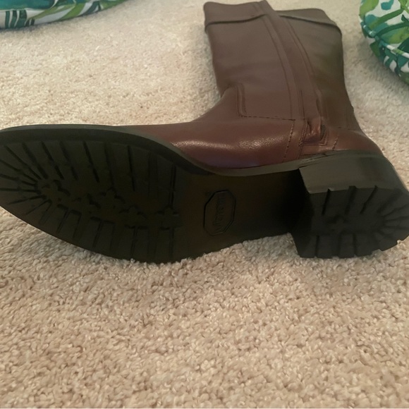 Cole Haan Riding Boots NEW AND UNUSED Size 7 1/2 - Picture 5 of 15